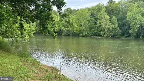 214 Mimosa Lane Luray VA 22835