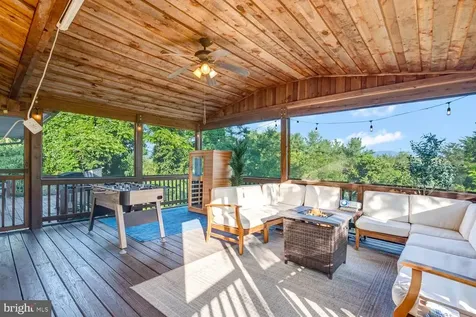 6235 Page Valley Road S Luray VA 22835