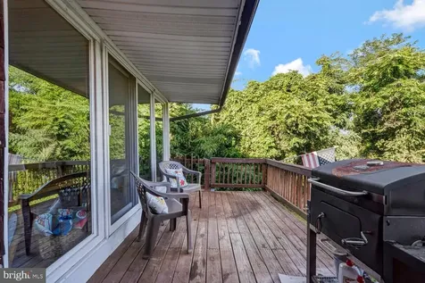 6235 Page Valley Road S Luray VA 22835