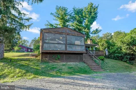 6235 Page Valley Road S Luray VA 22835