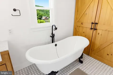 3259 Ida Road Luray VA 22835