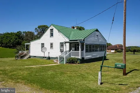 3233 Newport Road Shenandoah VA 22849