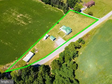 3233 Newport Road Shenandoah VA 22849