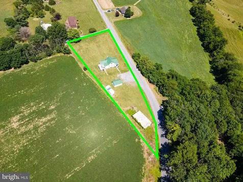 3233 Newport Road Shenandoah VA 22849