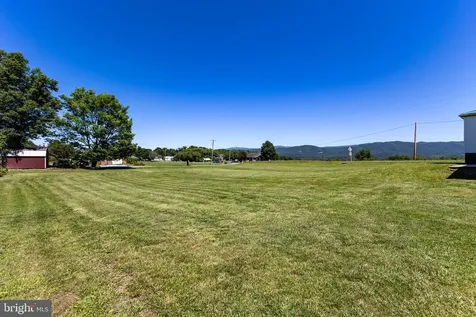 3233 Newport Road Shenandoah VA 22849
