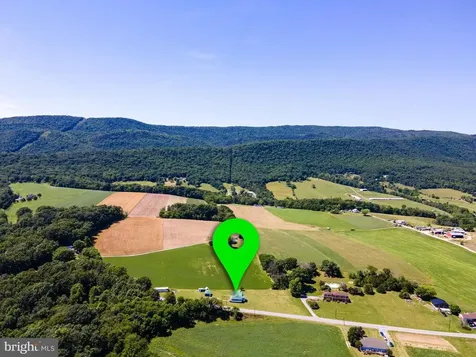 3233 Newport Road Shenandoah VA 22849