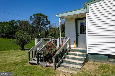 3233 Newport Road Shenandoah VA 22849