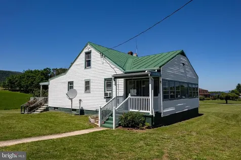 3233 Newport Road Shenandoah VA 22849