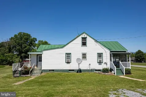 3233 Newport Road Shenandoah VA 22849