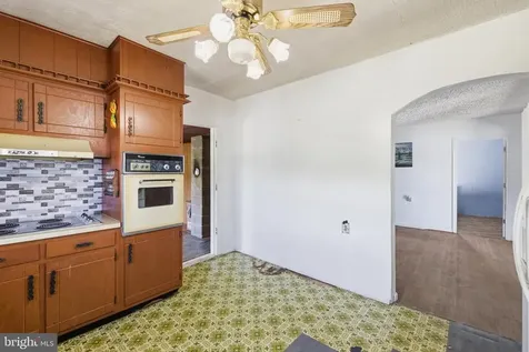 269 Comer Avenue Shenandoah VA 22849