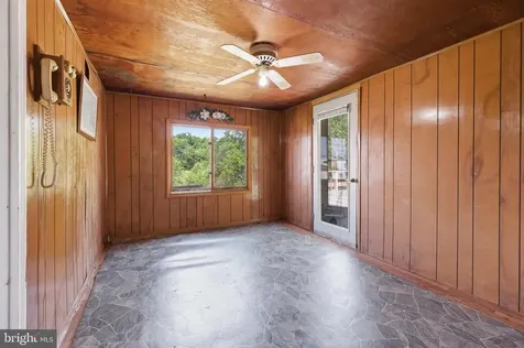 269 Comer Avenue Shenandoah VA 22849
