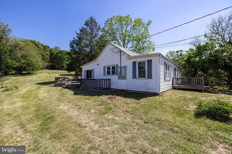 269 Comer Avenue Shenandoah VA 22849
