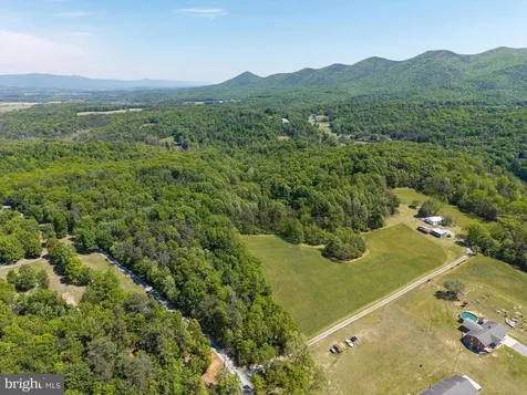 269 Comer Avenue Shenandoah VA 22849