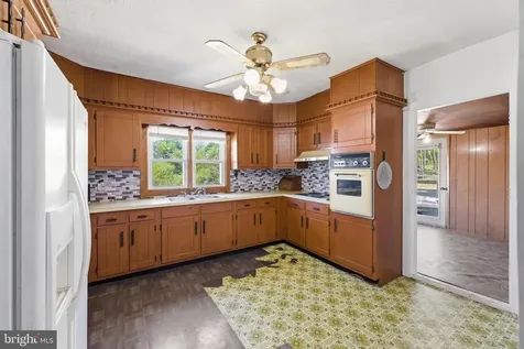 269 Comer Avenue Shenandoah VA 22849