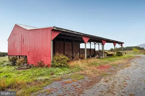 146 Phoebe Lane Luray VA 22835