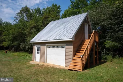 2002 Balkamore Hill Road Stanley VA 22851