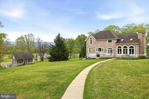 50 Cottage Drive Luray VA 22835