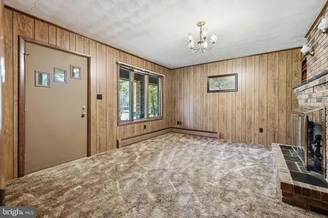 2416 Newport Road Shenandoah VA 22849