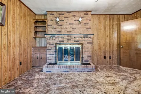 2416 Newport Road Shenandoah VA 22849