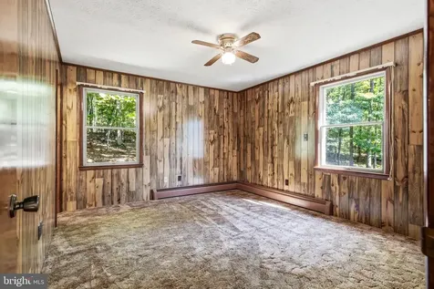 2416 Newport Road Shenandoah VA 22849