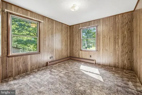 2416 Newport Road Shenandoah VA 22849