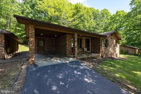 2416 Newport Road Shenandoah VA 22849