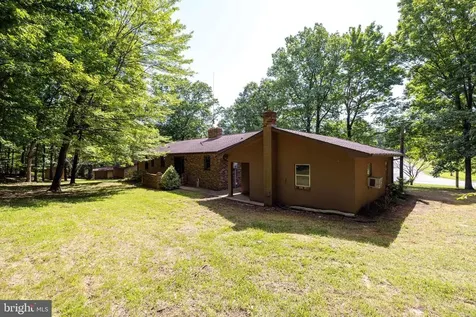 2416 Newport Road Shenandoah VA 22849