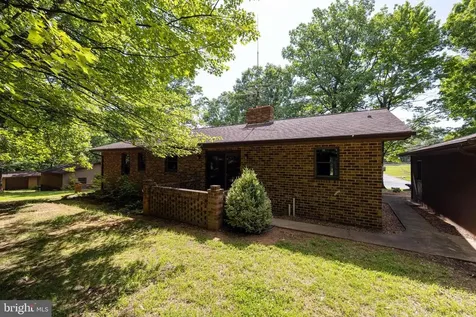 2416 Newport Road Shenandoah VA 22849