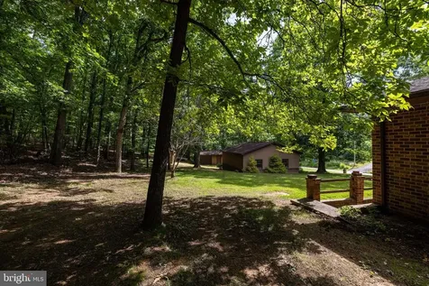 2416 Newport Road Shenandoah VA 22849
