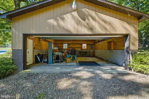 2416 Newport Road Shenandoah VA 22849