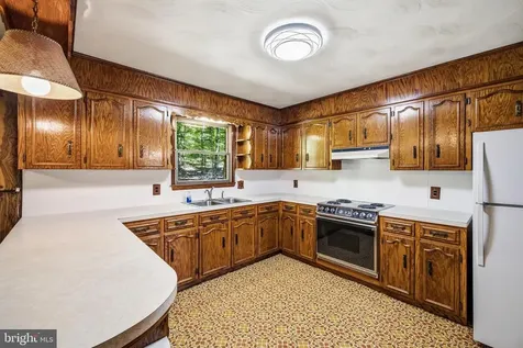 2416 Newport Road Shenandoah VA 22849