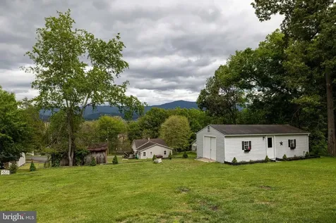 157 Heritage Drive Luray VA 22835