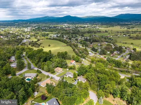 157 Heritage Drive Luray VA 22835