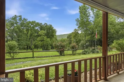 938 Lake Arrowhead Road Luray VA 22835