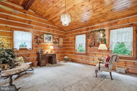 938 Lake Arrowhead Road Luray VA 22835