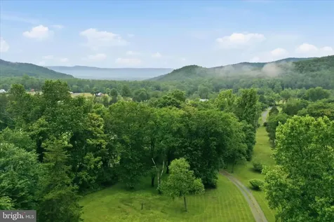 938 Lake Arrowhead Road Luray VA 22835