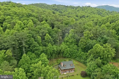 938 Lake Arrowhead Road Luray VA 22835