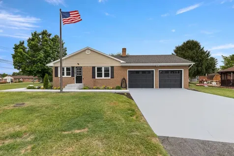 310 Main Street W Stanley VA 22851