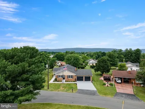310 Main Street W Stanley VA 22851
