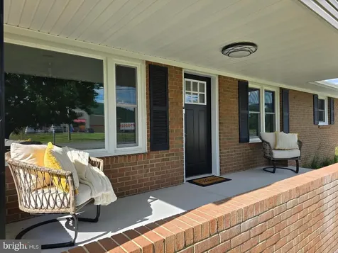 310 Main Street W Stanley VA 22851