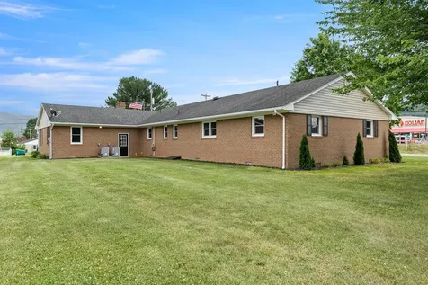 310 Main Street W Stanley VA 22851