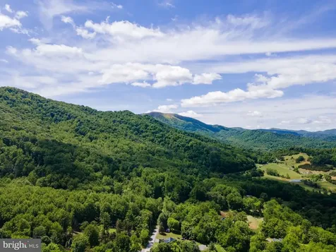 1097 Balkamore Hill Road Stanley VA 22851