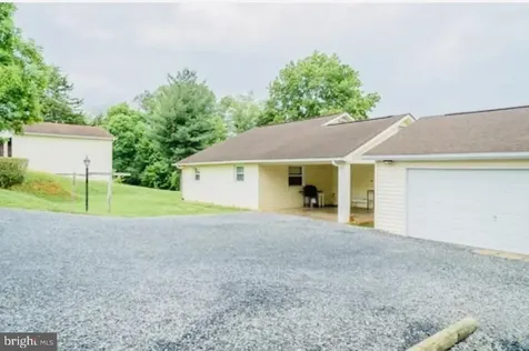 10 Nunn Lane Luray VA 22835