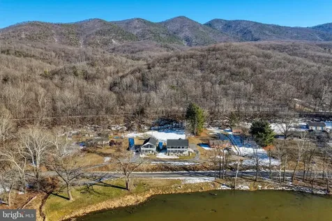 39 Whistle Lane Shenandoah VA 22849