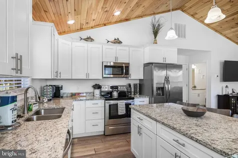 39 Whistle Lane Shenandoah VA 22849