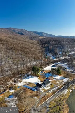 39 Whistle Lane Shenandoah VA 22849