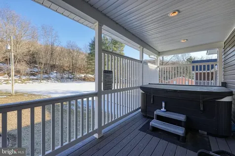 39 Whistle Lane Shenandoah VA 22849