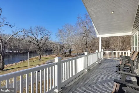39 Whistle Lane Shenandoah VA 22849
