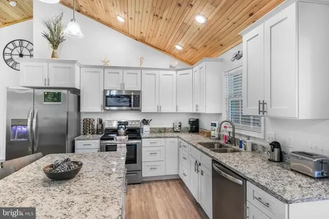 39 Whistle Lane Shenandoah VA 22849