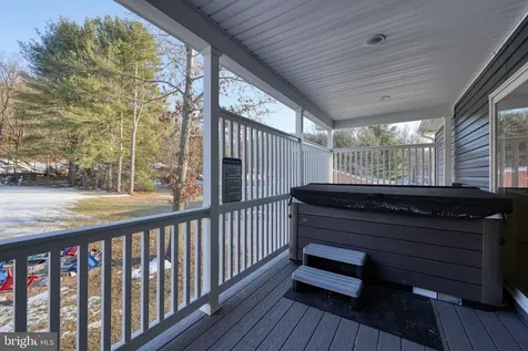 39 Whistle Lane Shenandoah VA 22849